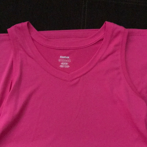 Reebok workout tank - Picture 3 of 5